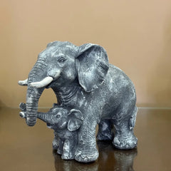 Royal Elephant Family Showpiece Statue - Luxury Home Decor Figurine