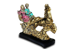 Pure Horse Baggi with Cute Love Couple Statue Showpiece Home Interior D�cor Item, Feng Shuai Table Decoration Idol Gift Showpiece - Antique Gold Finish | Royal Couple in Horse Carriage Showpiece | Antique Gold Finish Decorative Statue