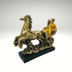 Pure Horse Baggi with Cute Love Couple Statue Showpiece Royal Couple in Horse Carriage Showpiece | Antique Gold Finish Decorative Statue