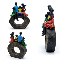 Crosia Craft Ring Couple Family Showpiece Statue for Home Decor and Gift for Boyfriend Girlfriend Wedding Anniversary