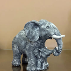 Royal Elephant Family Showpiece Statue - Luxury Home Decor Figurine