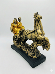 Pure Horse Baggi with Cute Love Couple Statue Showpiece Home Interior Decor Item, Feng Shuai Table Decoration Idol Gift Showpiece - Antique Gold Finish | Royal Couple in Horse Carriage Showpiece | Antique Gold Finish Decorative Statue